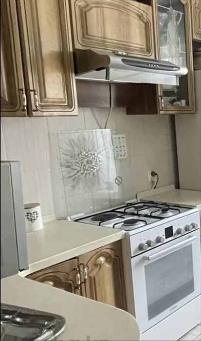 Продам плиту  б/у в отличном состоянии.
