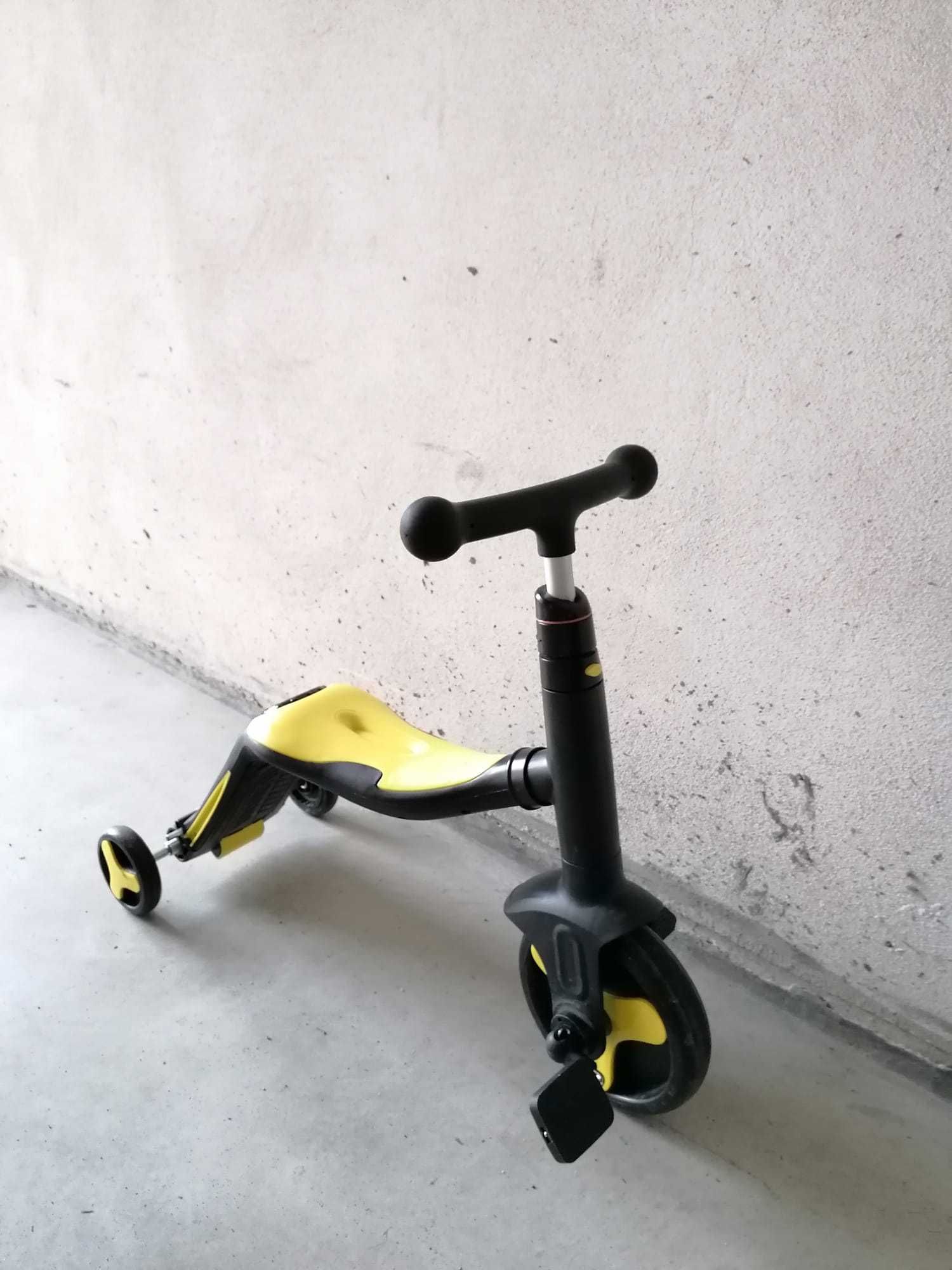 Trotineta / Bicicleta  3 in 1 pentru copii , cu lumini si muzica