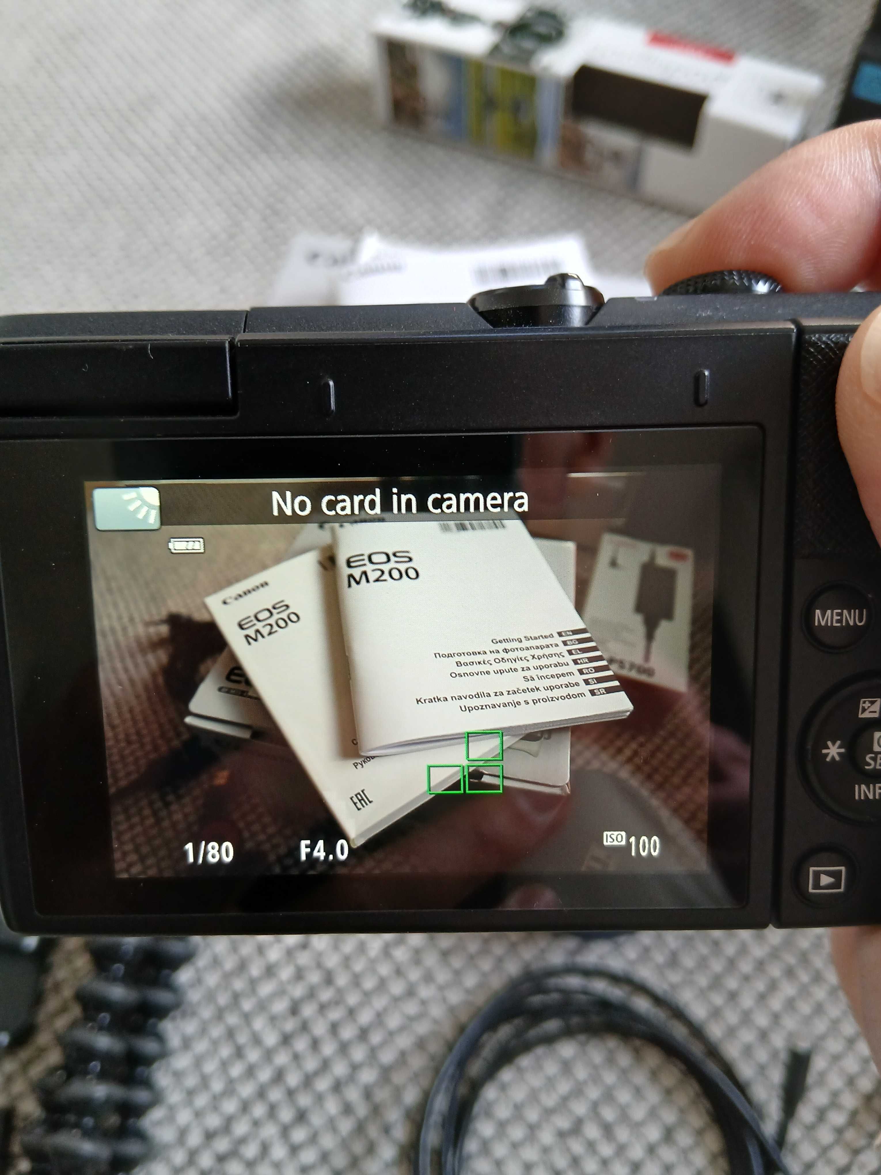 Canon EOS m200 essential streaming kit+elgato camlink 4k