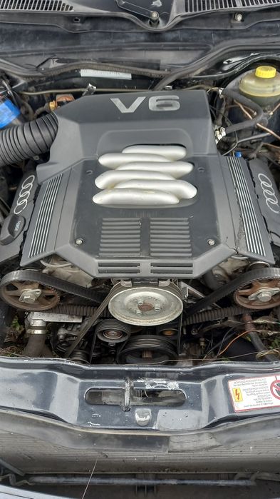 Продам Ауди 100 с4 1993 г.в.