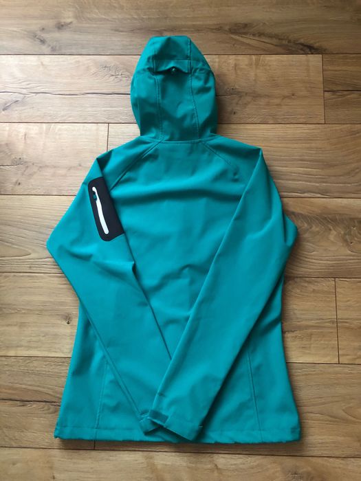 DLX-jacheta softshell,ca si Noua, pentru dame, marimea M