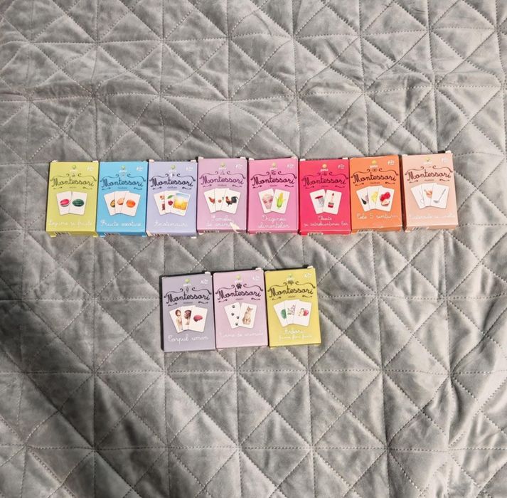 Cărți de joc Montesori educative