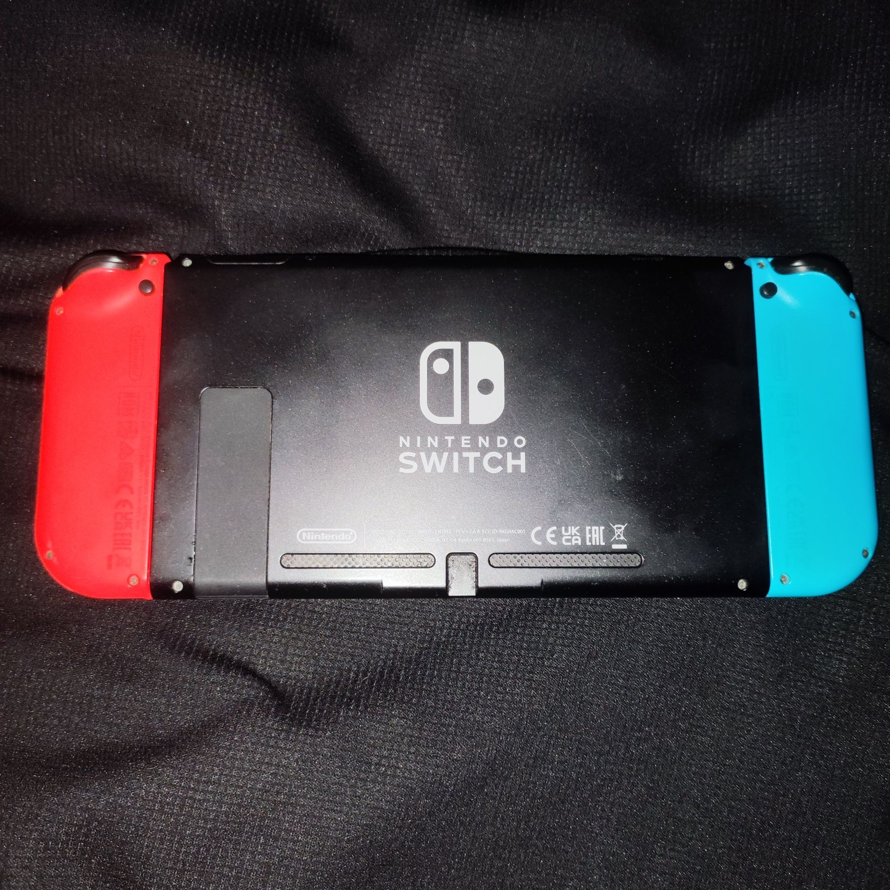 Продавам Nintendo Switch