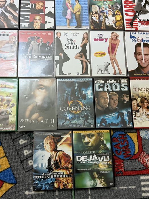 Lot/stoc filme in limba italiana