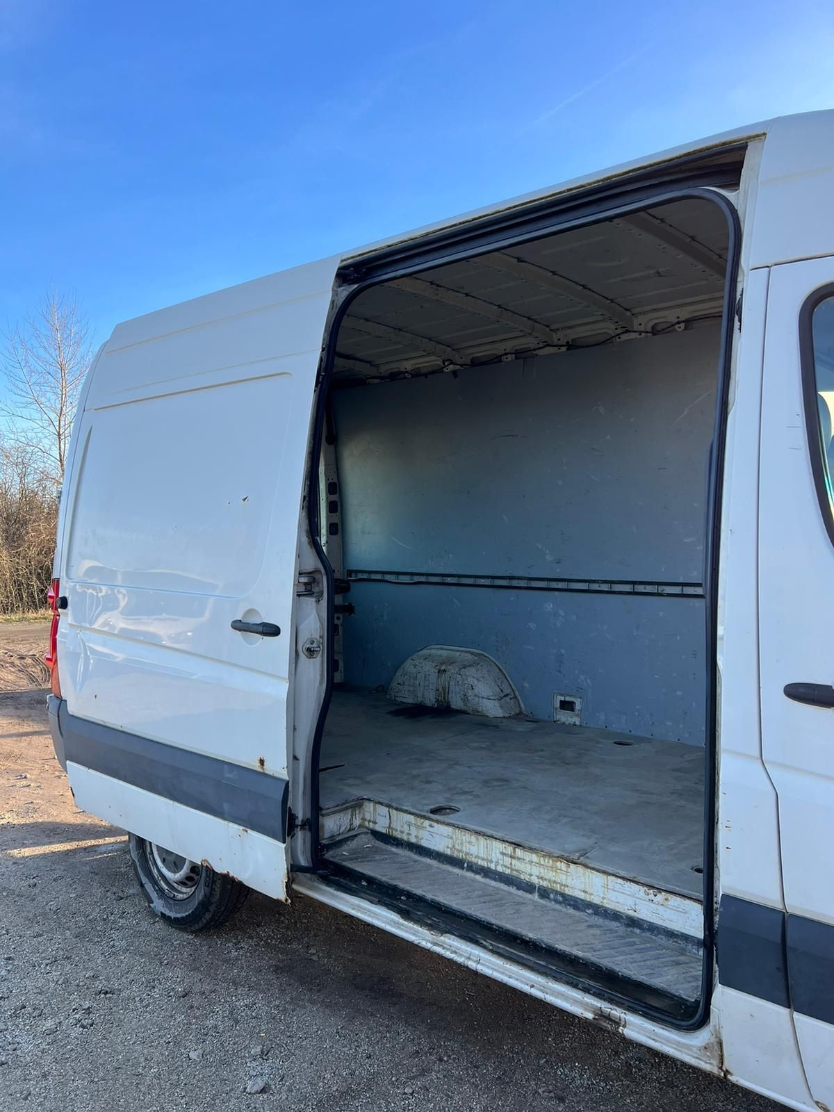 Vând Volkswagen VW Crafter L2H2 Euro5 2.5 136 cp