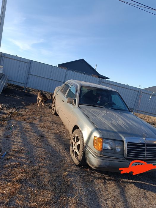 Продам машину мерс