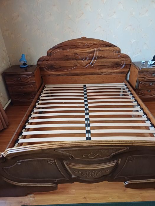 Кровать         .