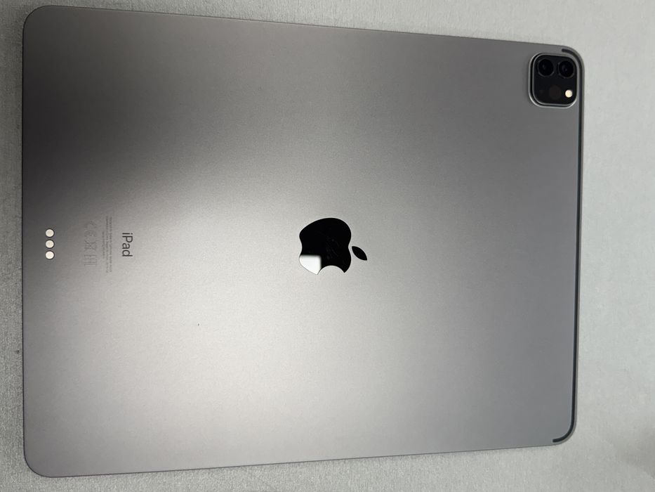 iPad Pro (12.9-inch) 4th Generetion 256GB