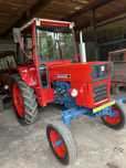 Tractor Universal 445