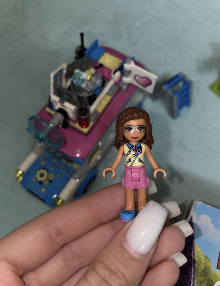Lego Friends Специалният бус на Оливия 41333