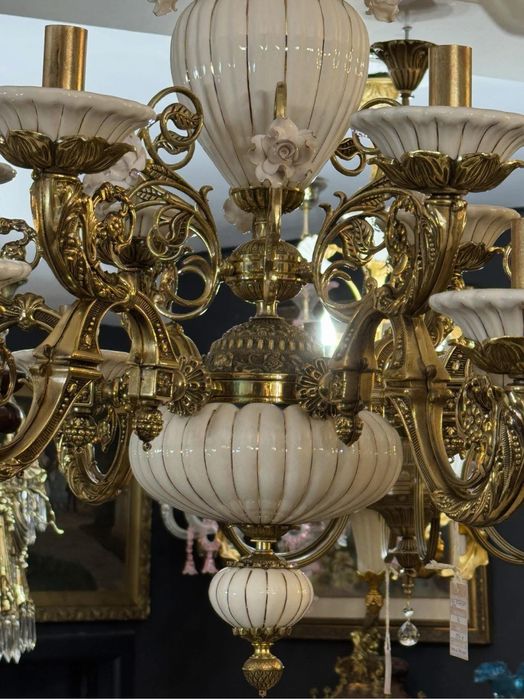 Candelabru bronz masiv si portelan