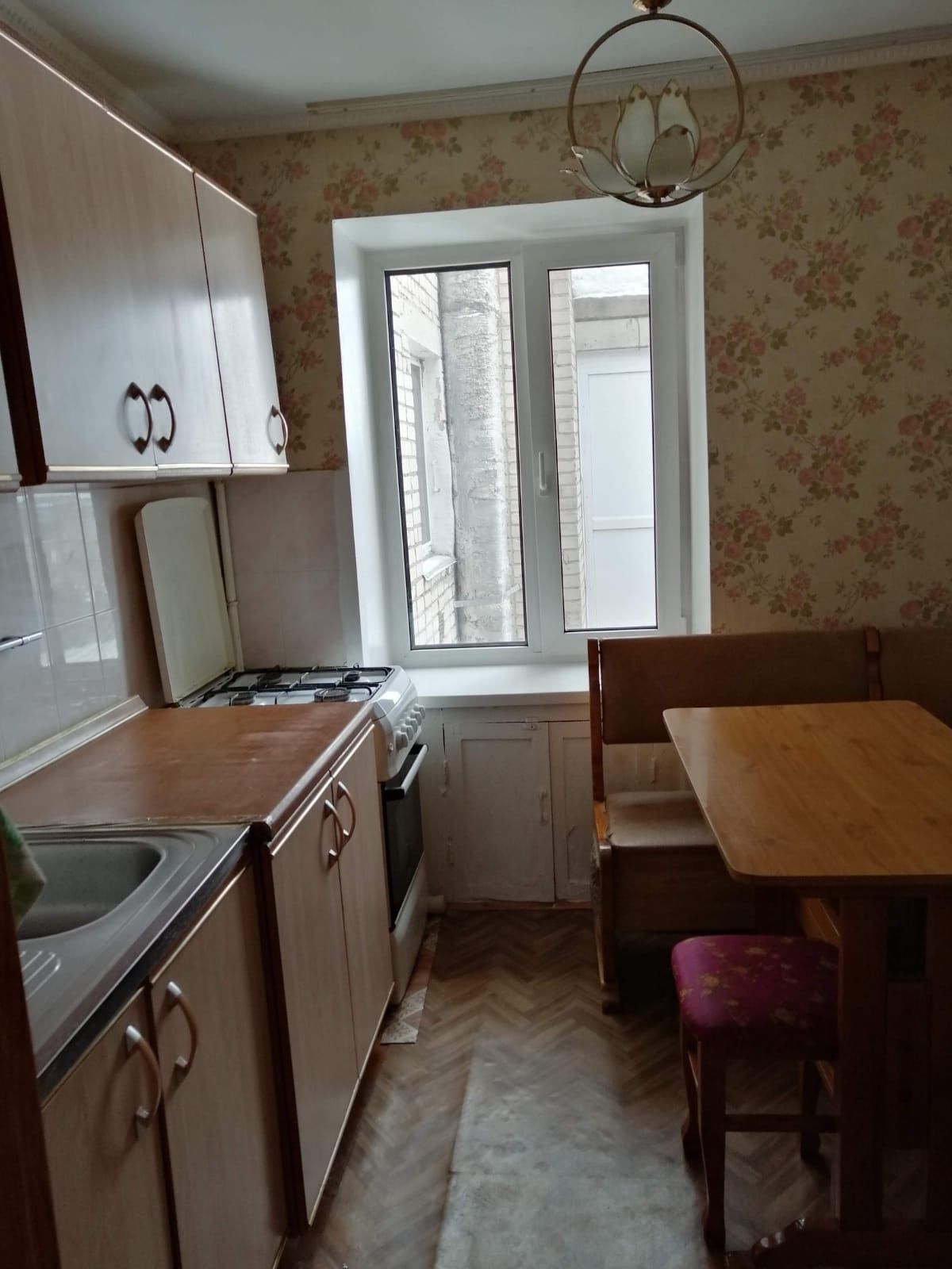 Продам кухонную гарнитуру