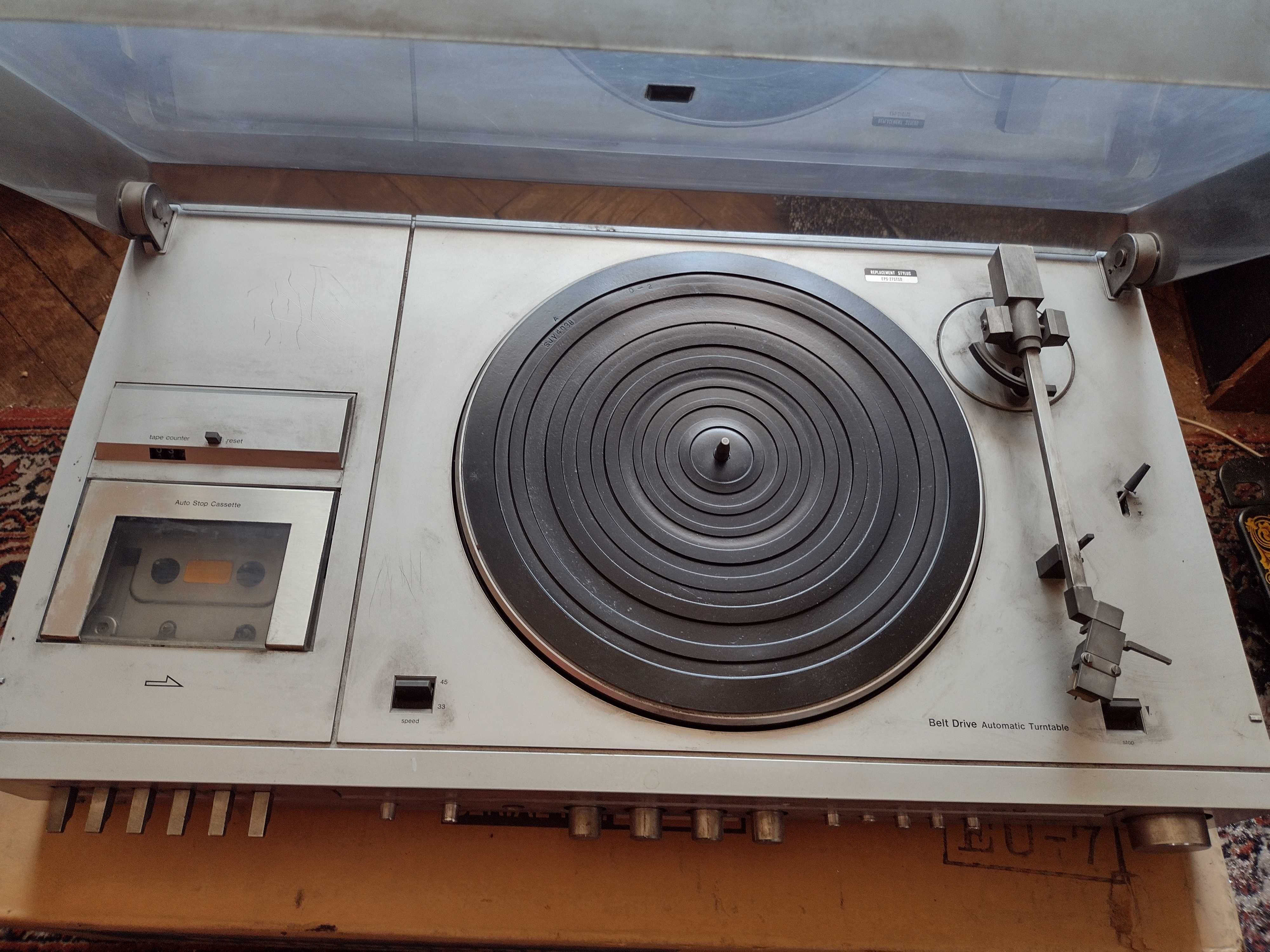 Panasonic AM FM Stereo Music Centre Радио, грам, касетофон и 2 колони
