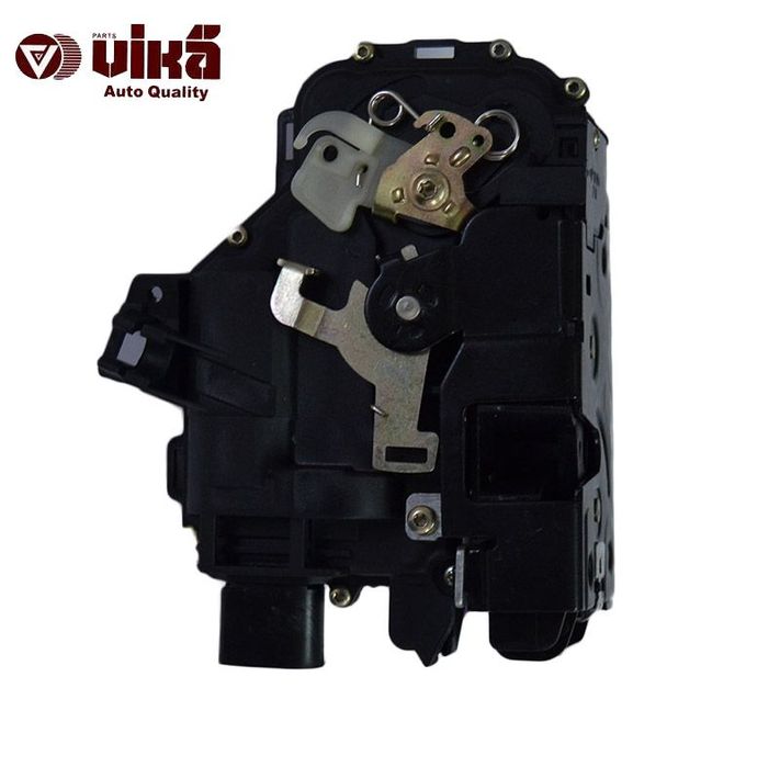 Broasca usa Skoda Octavia 1 1U 1997-2010 , Fabia 1999-2007, Superb 2002-2008, Seat Leon 1M 1999-2005, Toledo 1M 1999-2004,  Vw Passat 1997-2000 , Golf 4 si Bora 1998-,  Fata Dreapta 3B1837016A