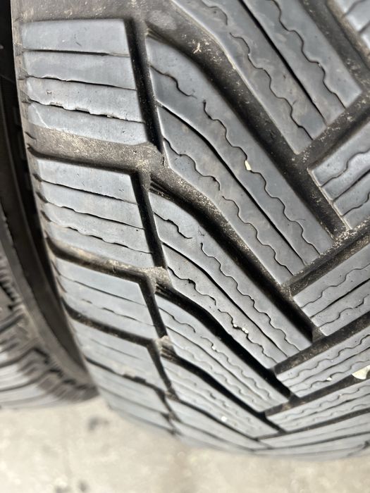 2 бр. зимни гуми 205/55/16 Michelin A6 DOT 2122 5,5-6 mm