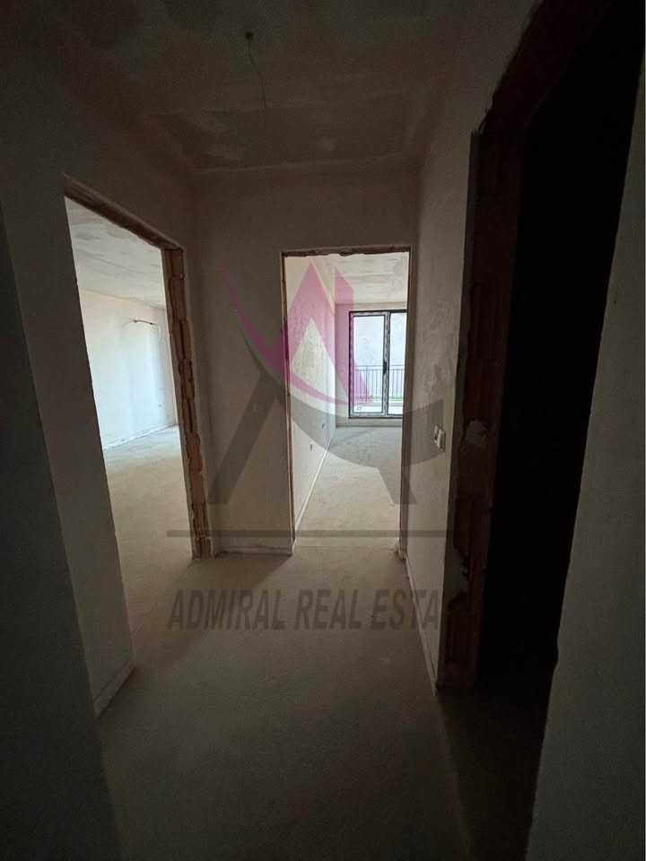 Продава се Двустаен апартамент в Варна, Левски - 73 кв.м за 1973 €/кв.м - Снимка #3