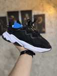 Adidasi Barbati Adidas OZWEEGO Black & White!