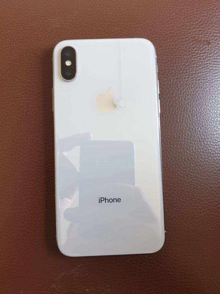 iphone x      256 гб.   79 % заряд