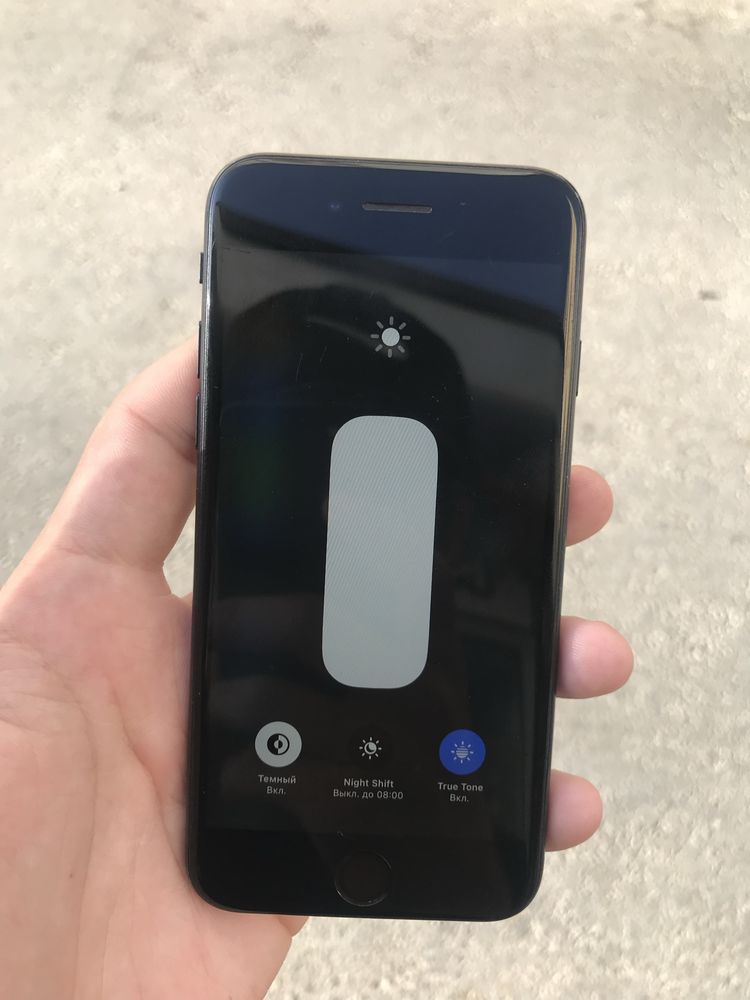 iPhone Se 2020 srochni sotiladi