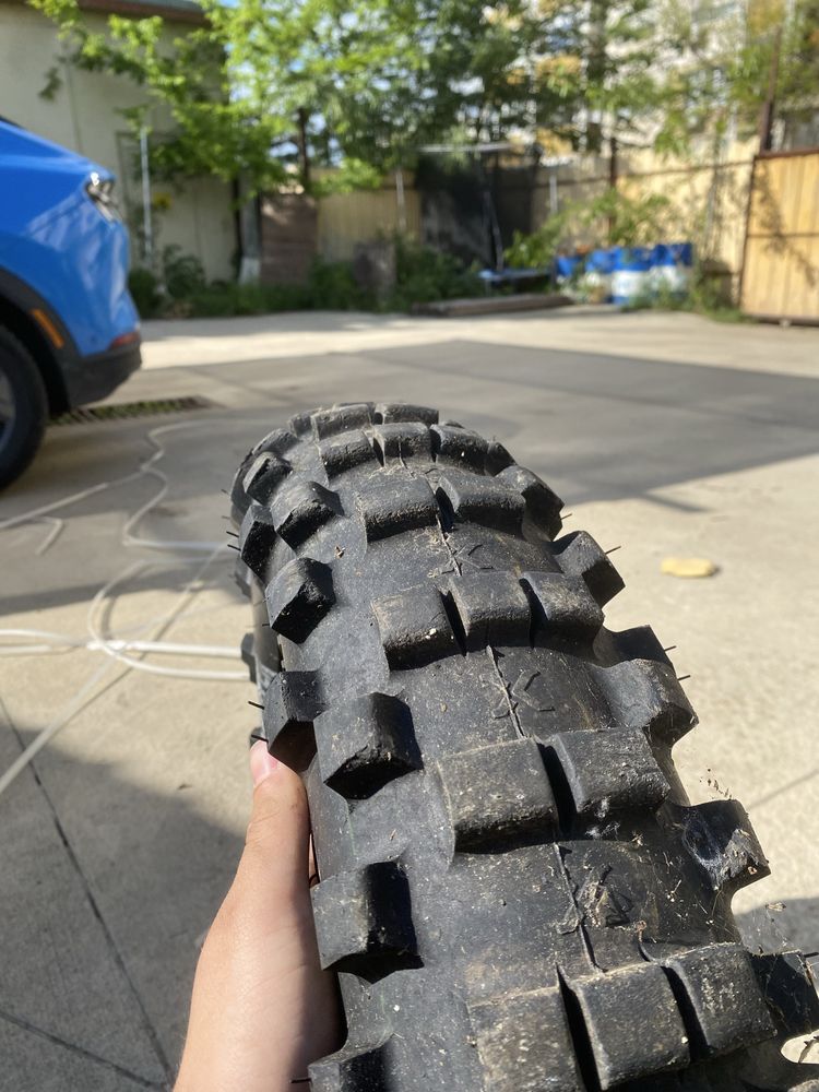 Кросова гума xGrip