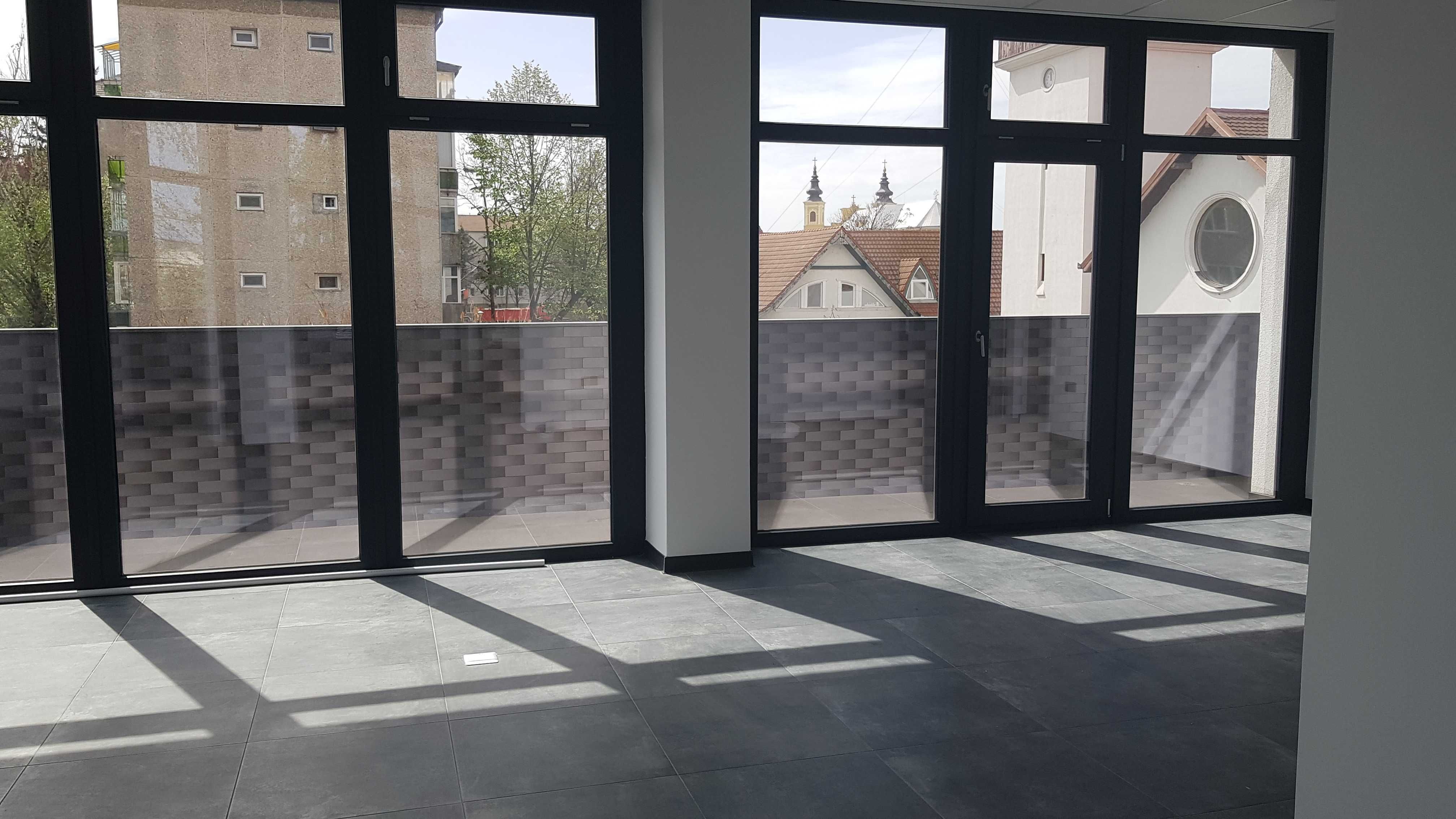Inchiriez spatii comerciale -birouri Str Stefan cel Mare nr 6A