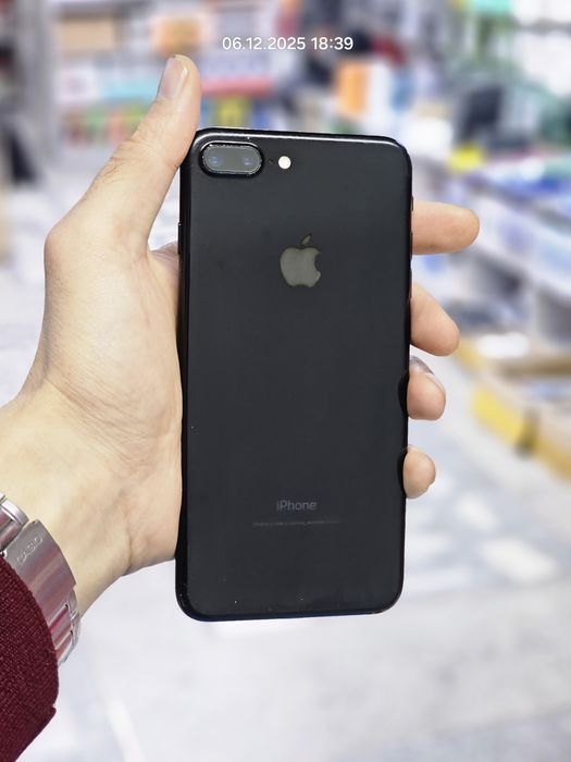 iPhone 7 plus 32gb 100% с рабочим тачем и ориг экран