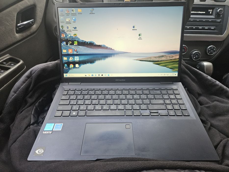 Asus expertbook b1502cv