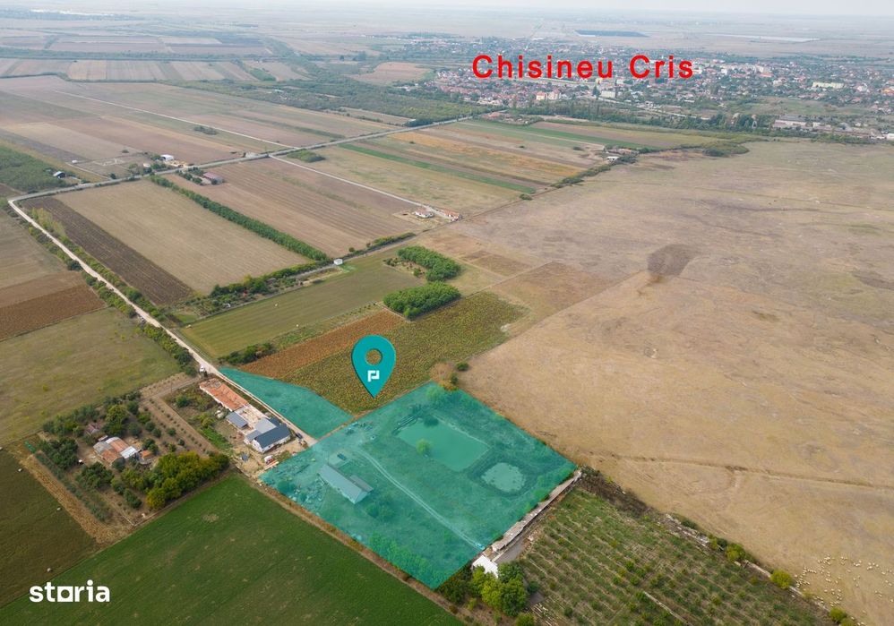 Teren 13.418 mp intravilan cu casă și 2 iazuri