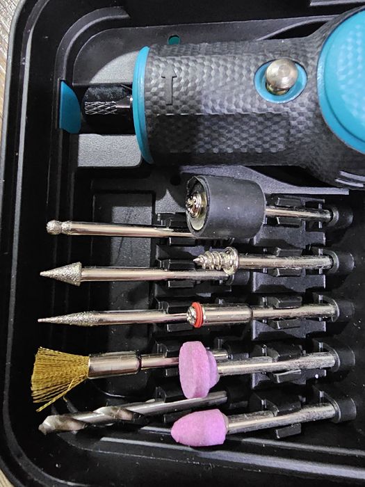 Гравер аккумуляторный BIYOTI