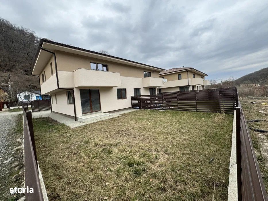 Duplex de 4 camere, 120mp, 240mp teren, parcare, zona Tautiului