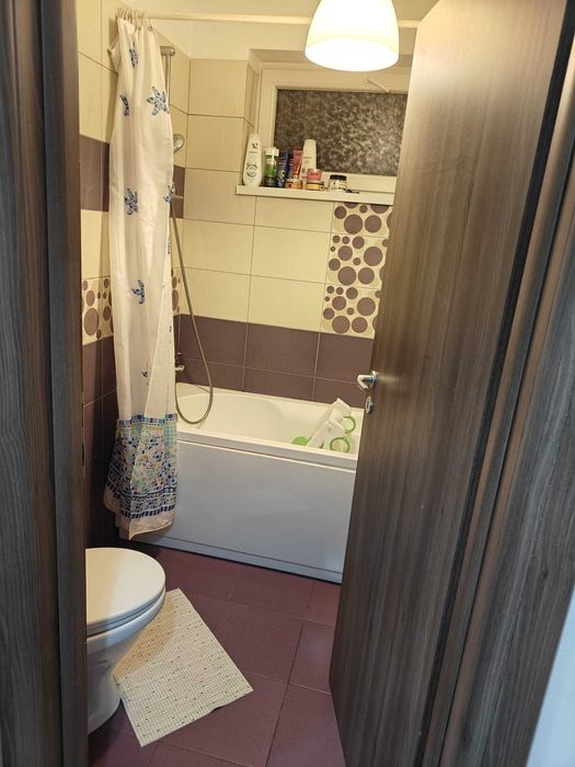 vand Apartament 3 camere cu loc parcare inclus in cost, sector 2