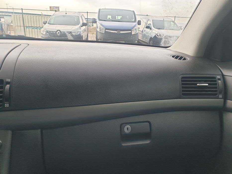 Табло за Тойота Авенсис Т25