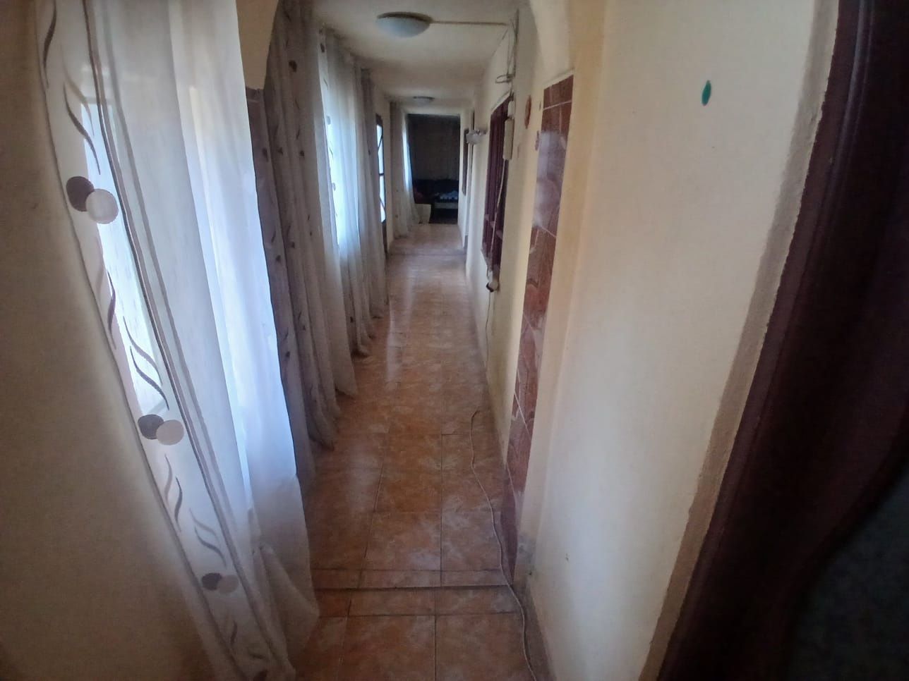 Vând casă urgent în sat Horezu Poenari comuna Valea Stanciului