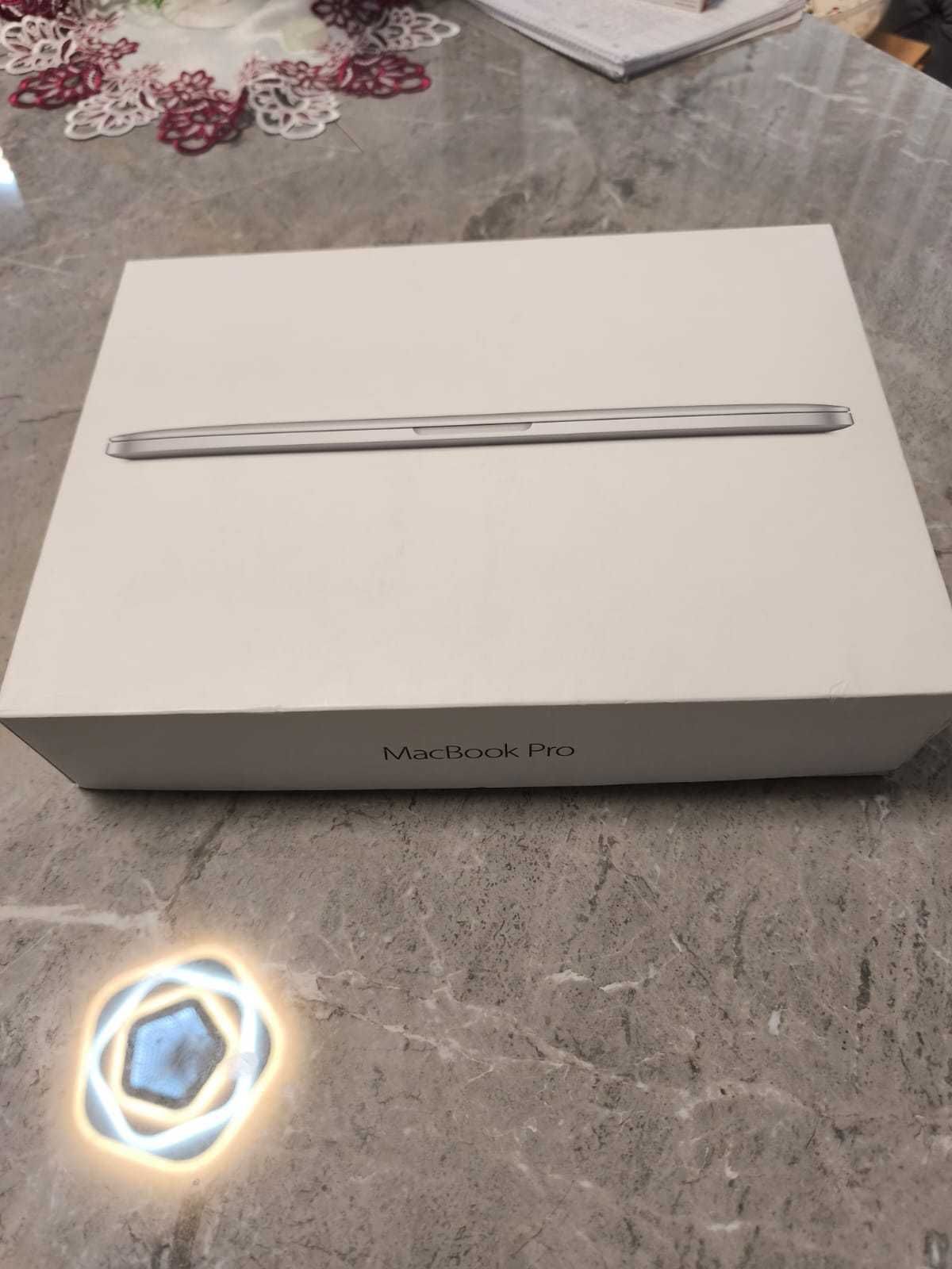 MacBook Pro 13 inch