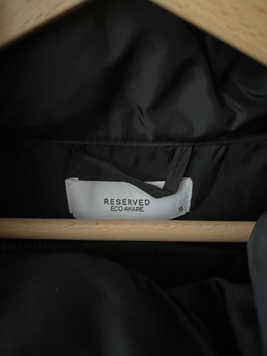 Черен дълъг елек Reserved