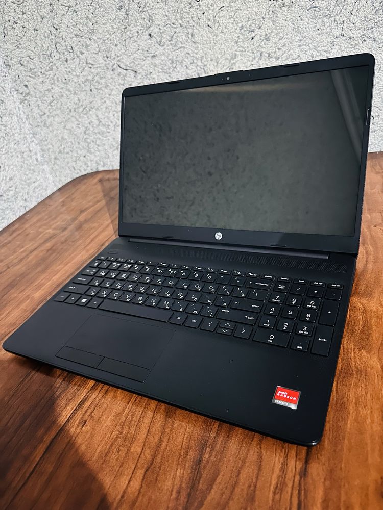 Hp noutbuk holati zur turibdi srochni narxi arzon