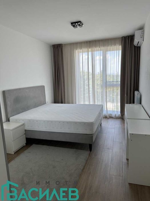 Дава се под наем Тристаен апартамент в София, Център - 124 кв.м за 1250 € - Снимка #6