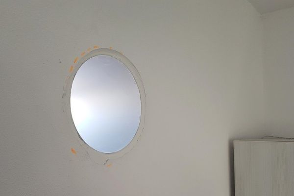 EXECUT GĂURI pentru hotă,în bca,cărămidă şi alte tubulaturi