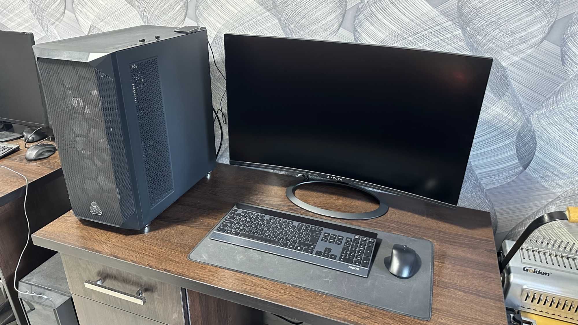Игровой компьютер (i7-13700K, 32 GB DDR5, RTX 4060 8GB, SSD 512 GB)