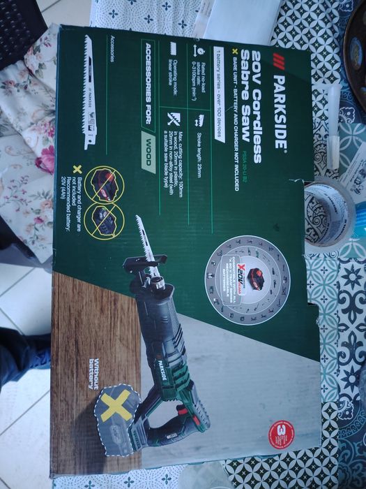 Fierastrau sabie pe acumulator parkside 20 v nou