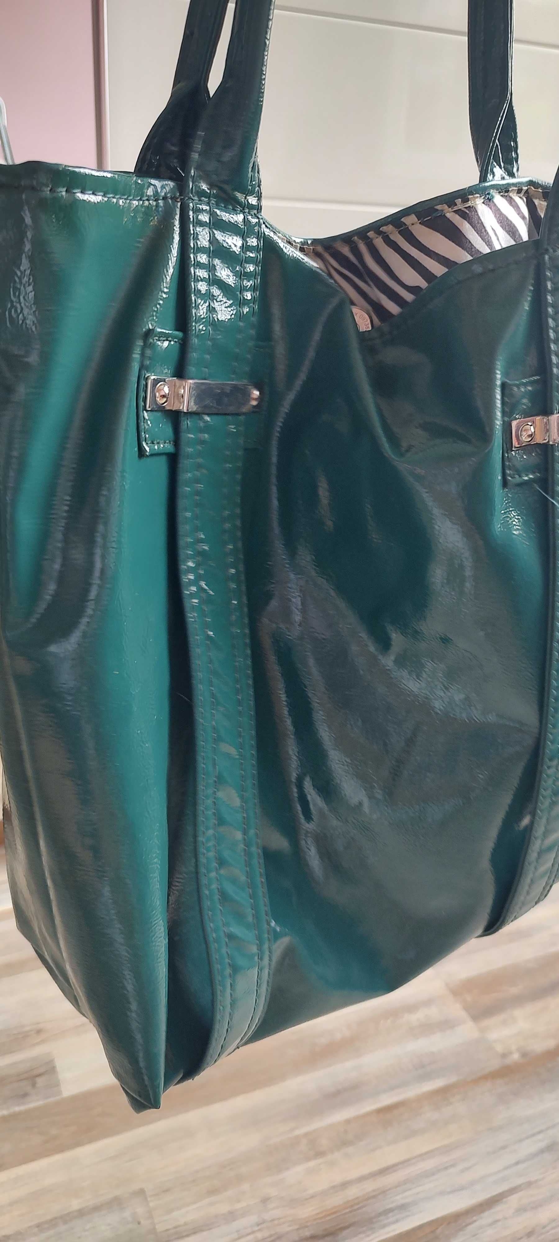 Чанта Guess 35лв.