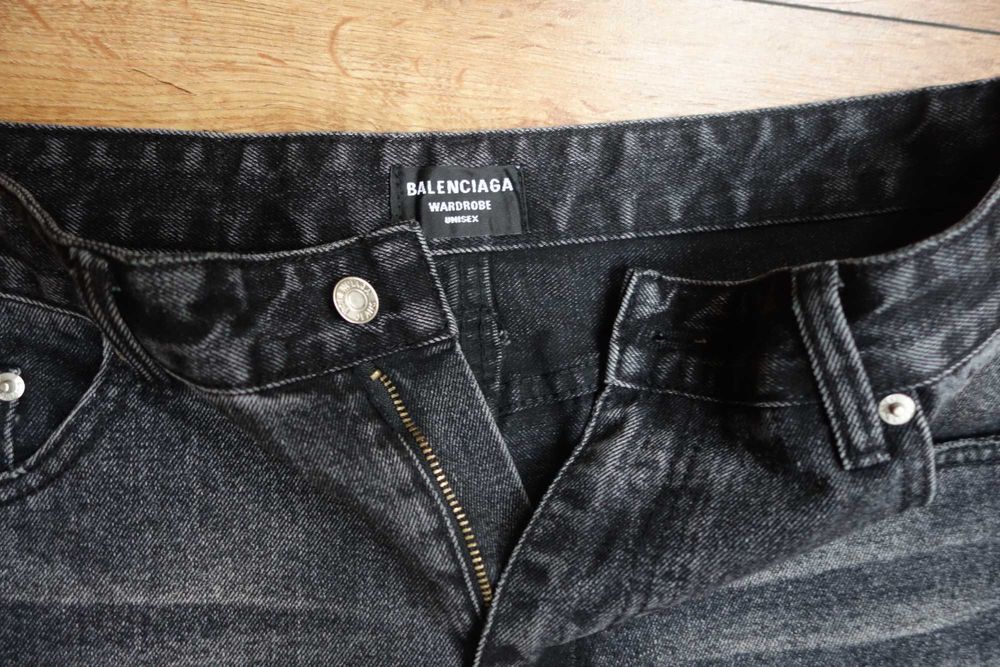 Blugi Balenciaga Lost Tape Gri