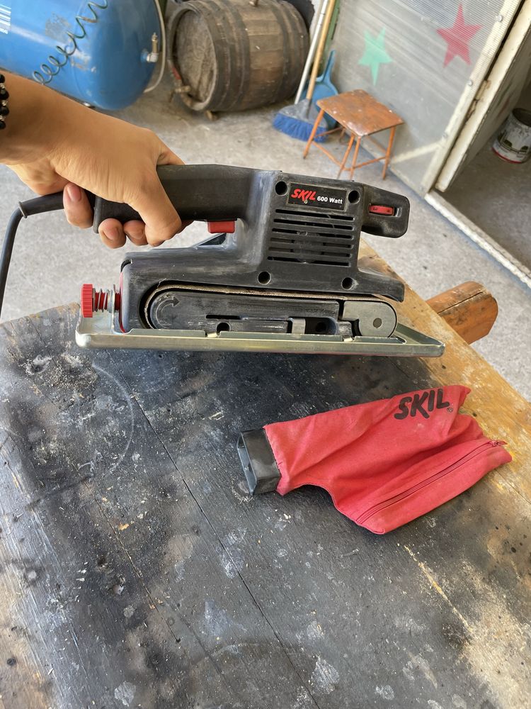 Șlefuitor cu bandă SKIL 1205H1 Varitronic, 600W