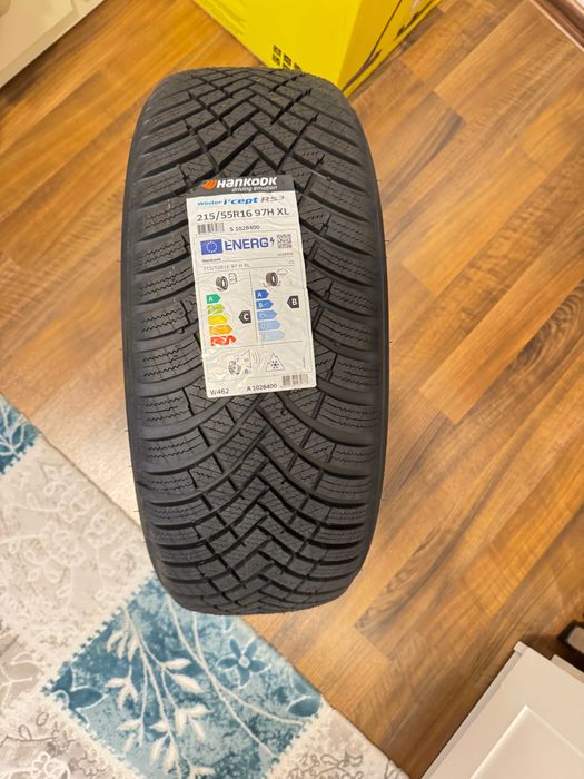 NEFOLOSITA Anvelopa Iarna Hankook RS3 215/55r16 97h XL