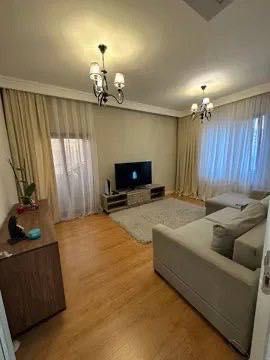 Istanbul City Продается 2 комнатная квартира ремонт А.Каххара