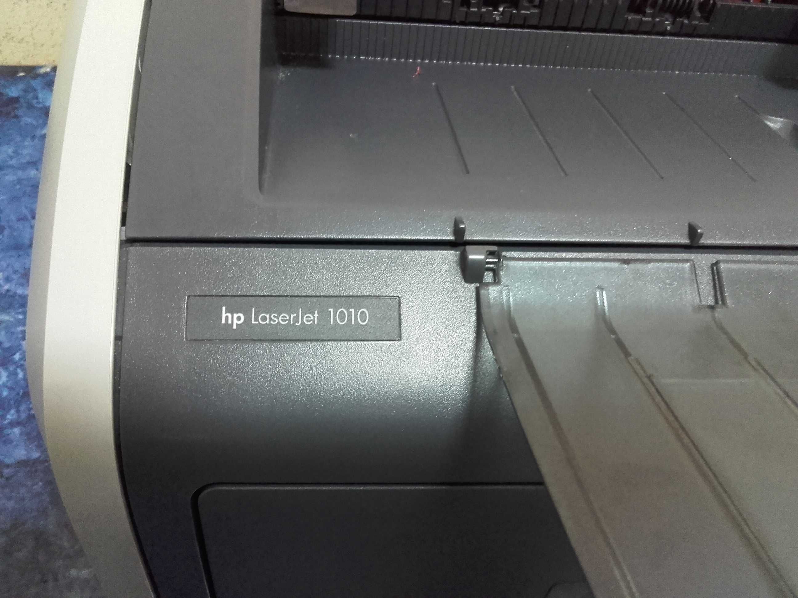 Отличен!!! Лазерен принтер HP LaserJet 1010