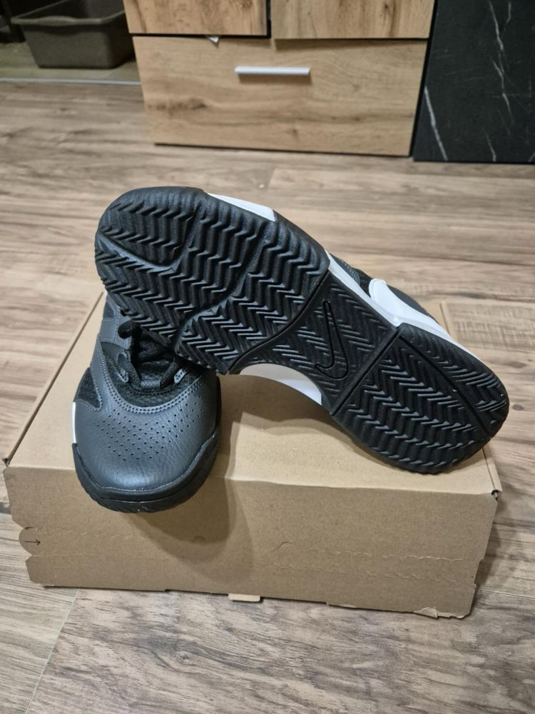 Nike маратонки