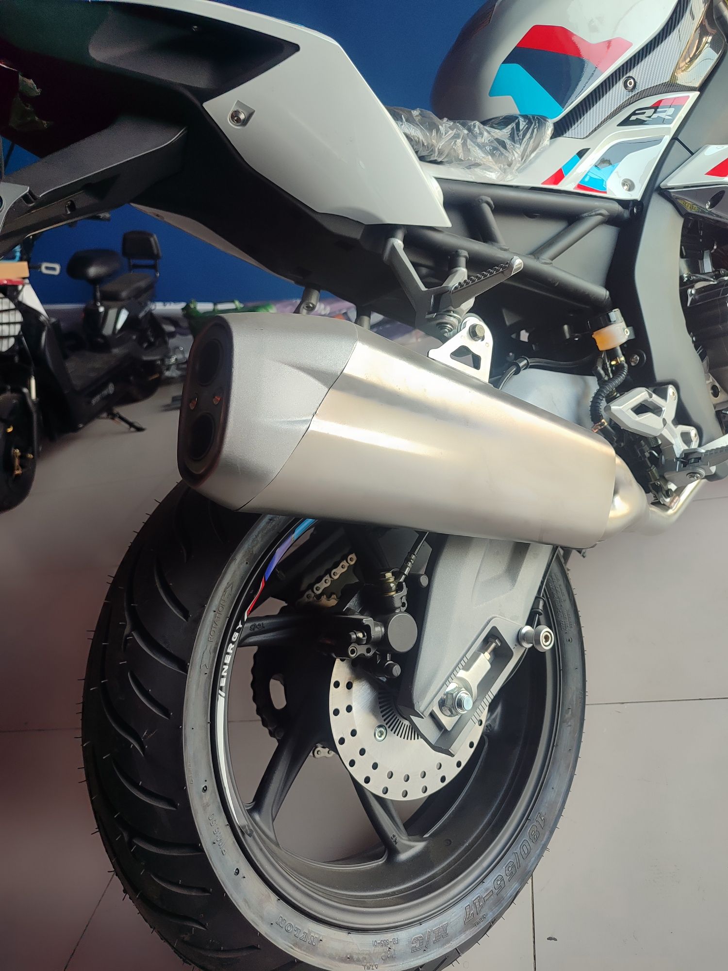 BMW Sport 400cc Injector