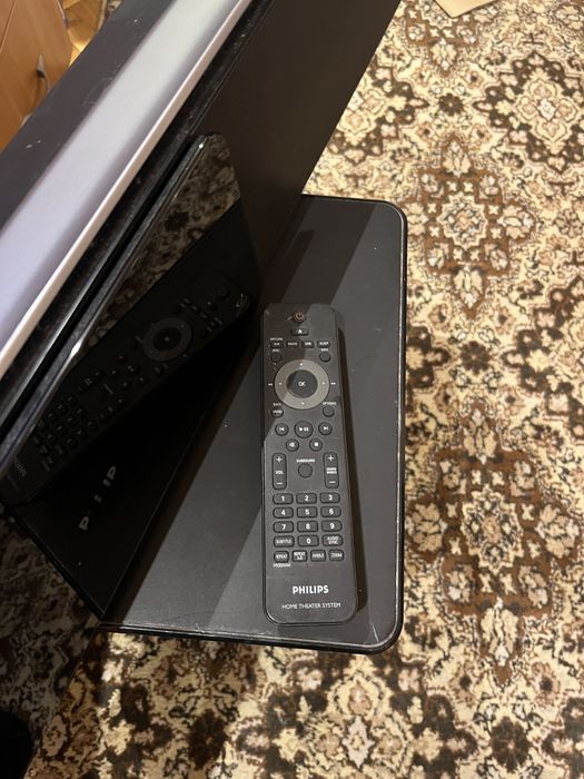 Саундбар с буфер Philips HTS-6100