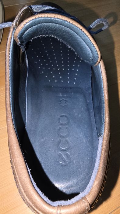 Pantofi Ecco  39 Noi